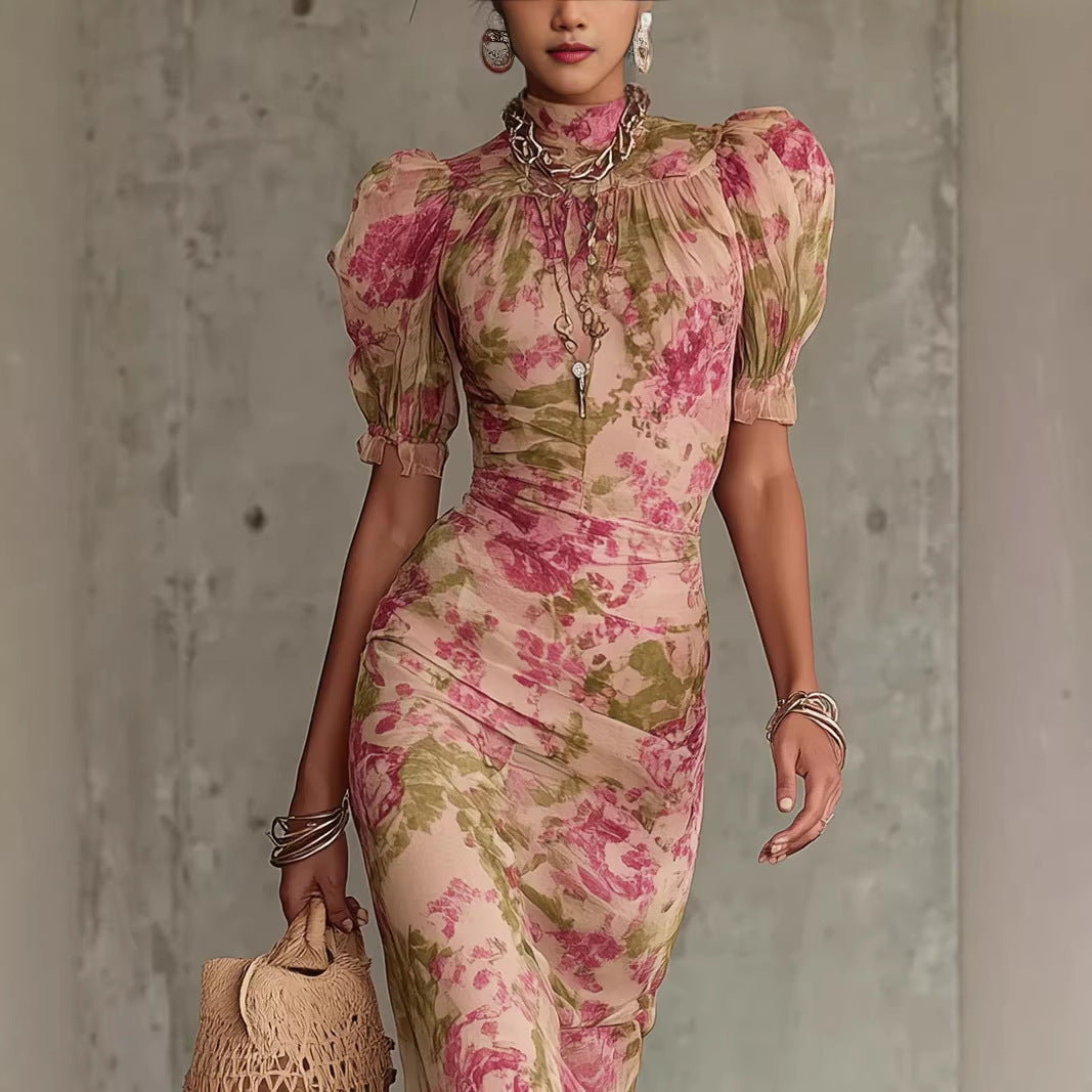Robe longue plissée à manches bouffantes imprimée coupe ajustée pour femme