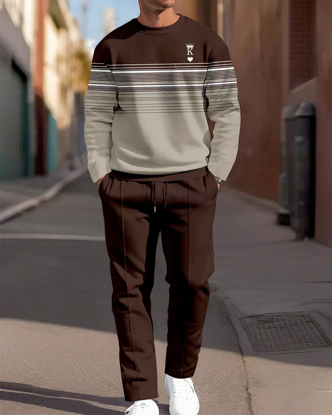 Conjunto de dos piezas de sudadera de cuello redondo y pantalón deportivo casual para hombre